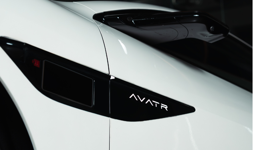 Avatr 12