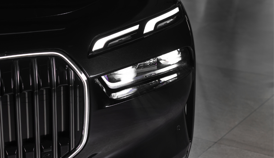 BMW 735i