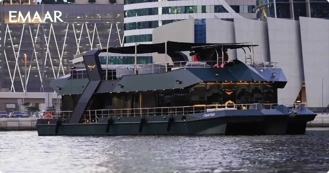 Carpe Diem Prestige X-250 Rental in Dubai Luxury Carpe Diem Prestige X-250 yacht rental for Dubai trips